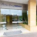 - Marina Banus, Puerto Banus, 2br Terrace, Parking & Pool Διαμέρισμα
