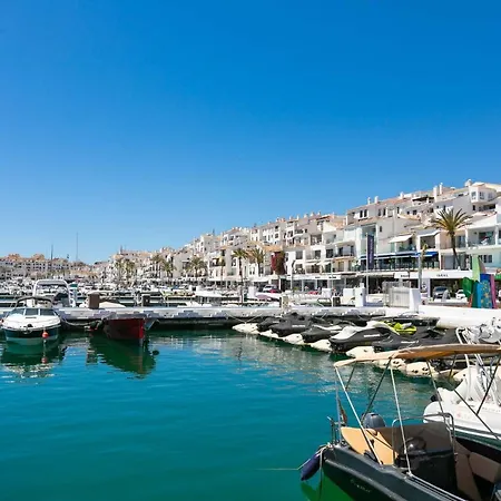 Marbella Home Rentals - Marina Banus, Puerto Banus, 2Br Terrace, Parking & Pool Apartament