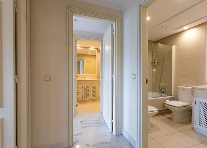 Apartamento - Marina Banus, Puerto Banus, 2br Terrace, Parking & Pool Marbella